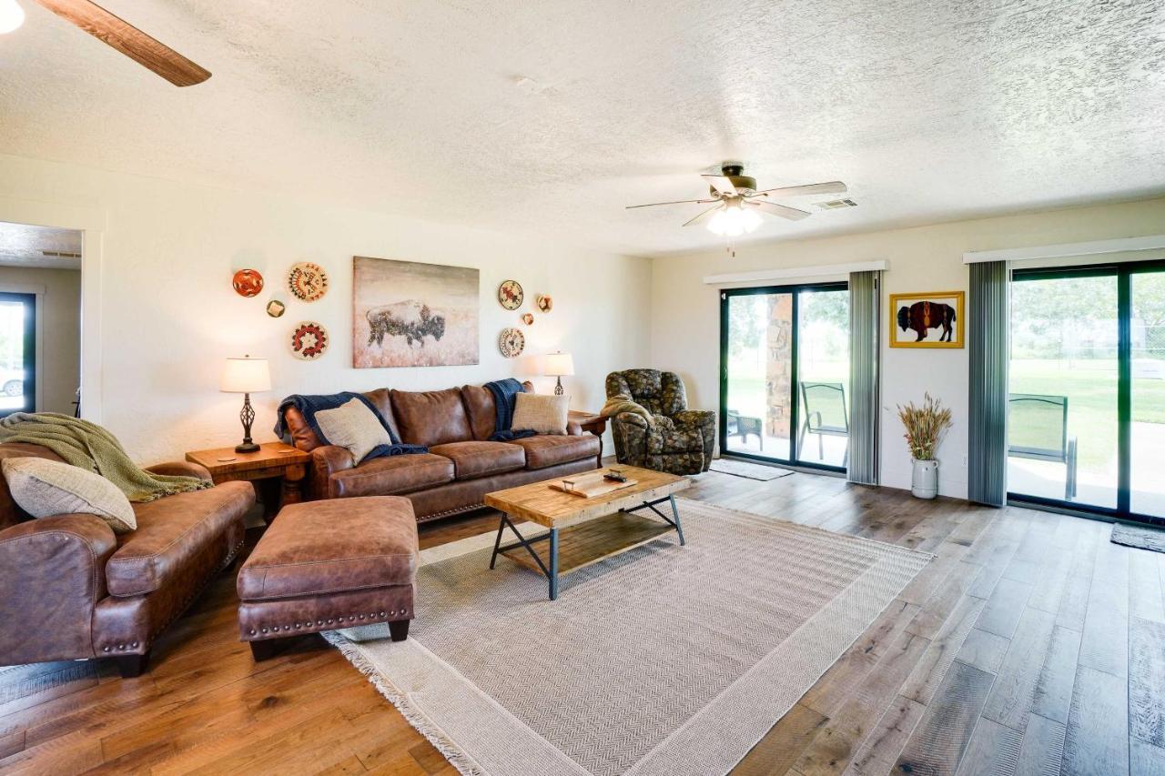 Spacious Country Home Near Ft Sill And Medicine Park Lawton Eksteriør billede